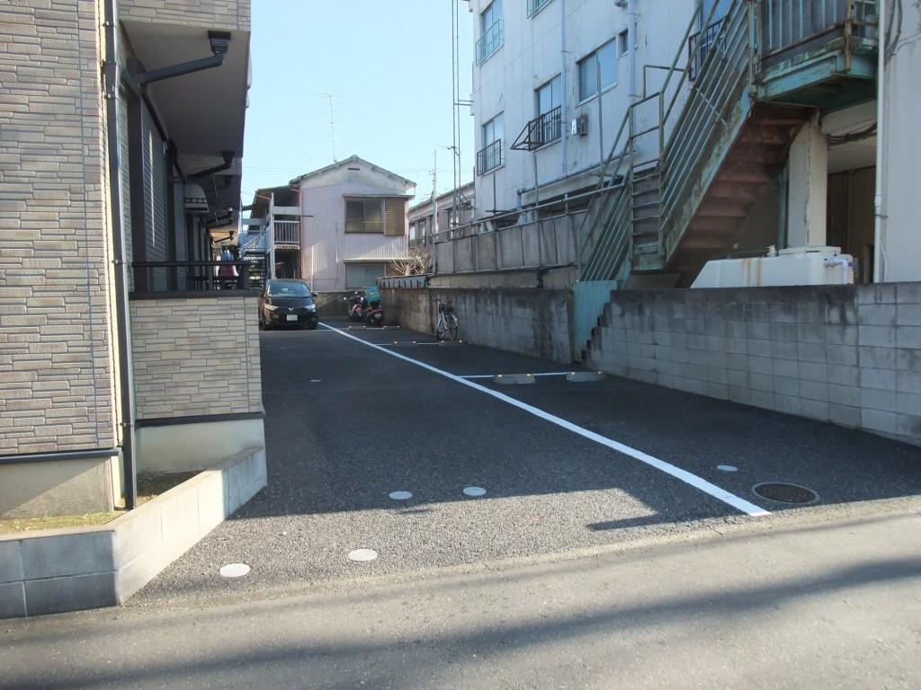 Parking lot