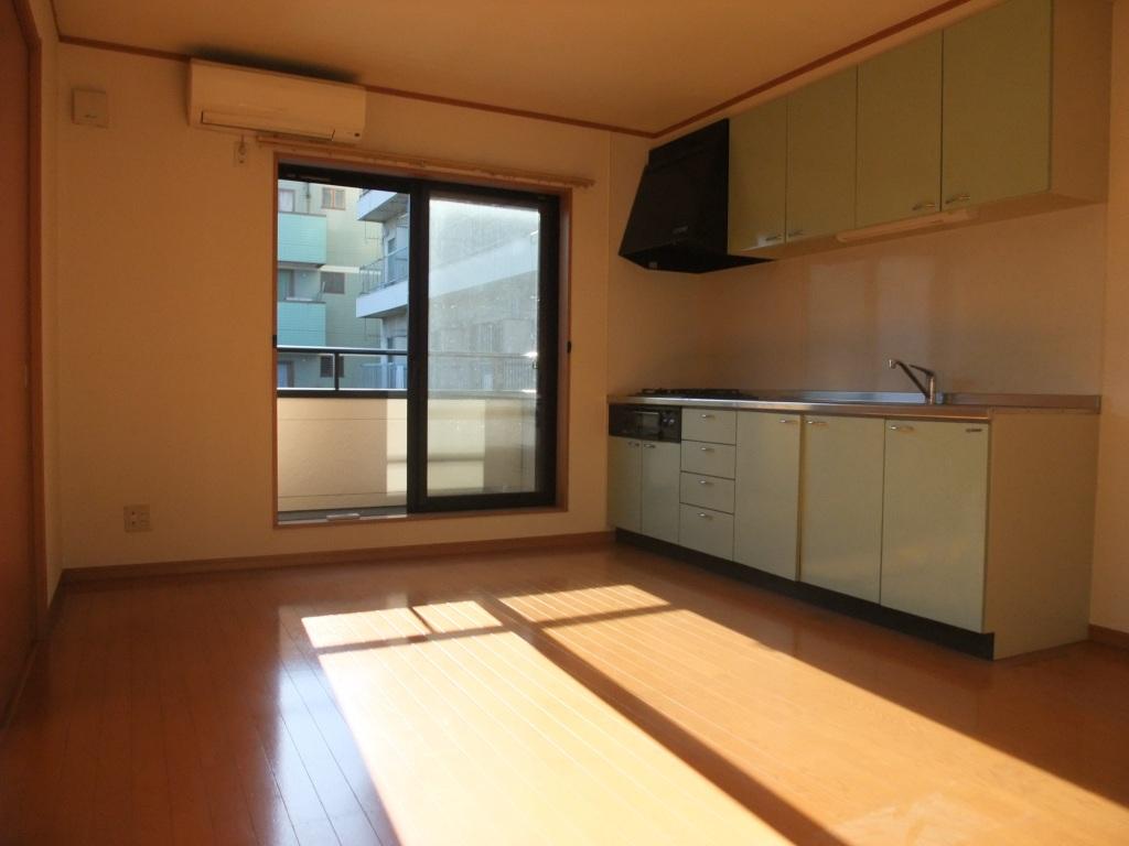 Living and room