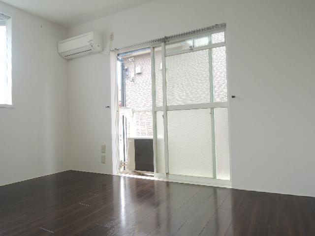 Other room space