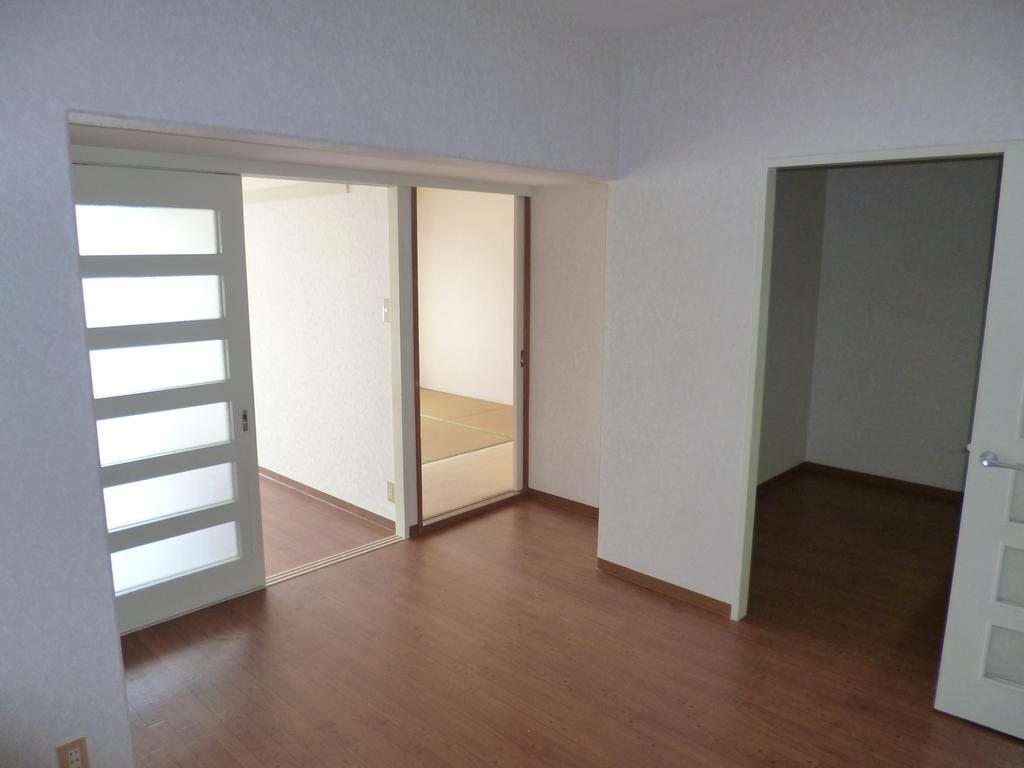 Living and room