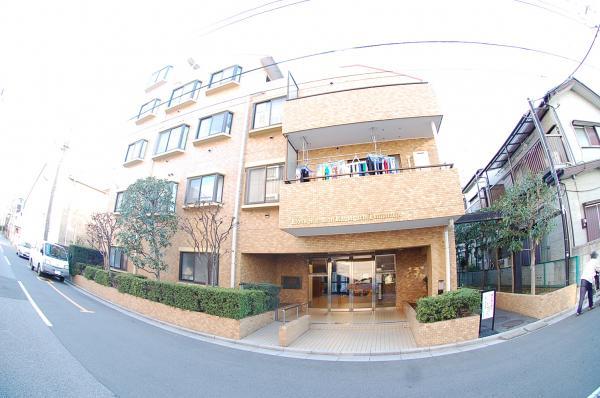 Local appearance photo. Station 14 mins