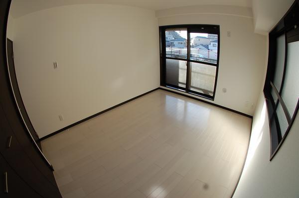 Non-living room. Western-style 7.2 Pledge