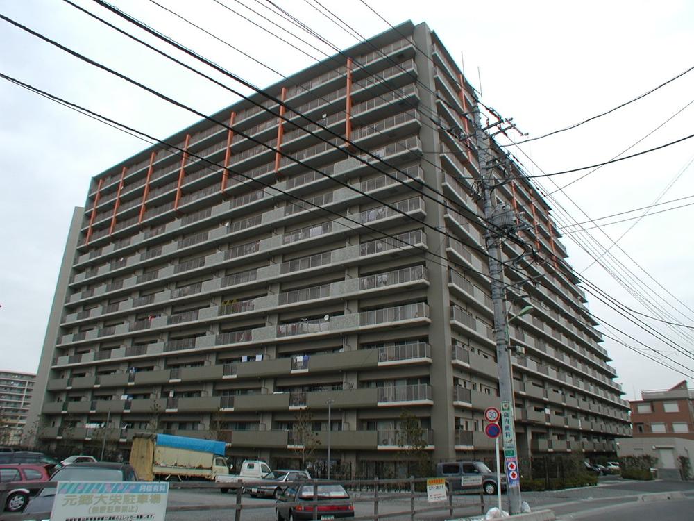 Local appearance photo. Local (12 May 2012) shooting