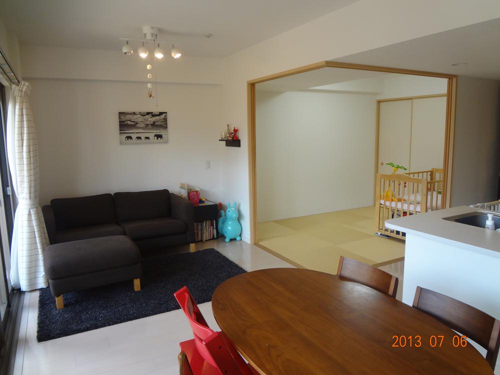 Living. Indoor (July 2013) Shooting