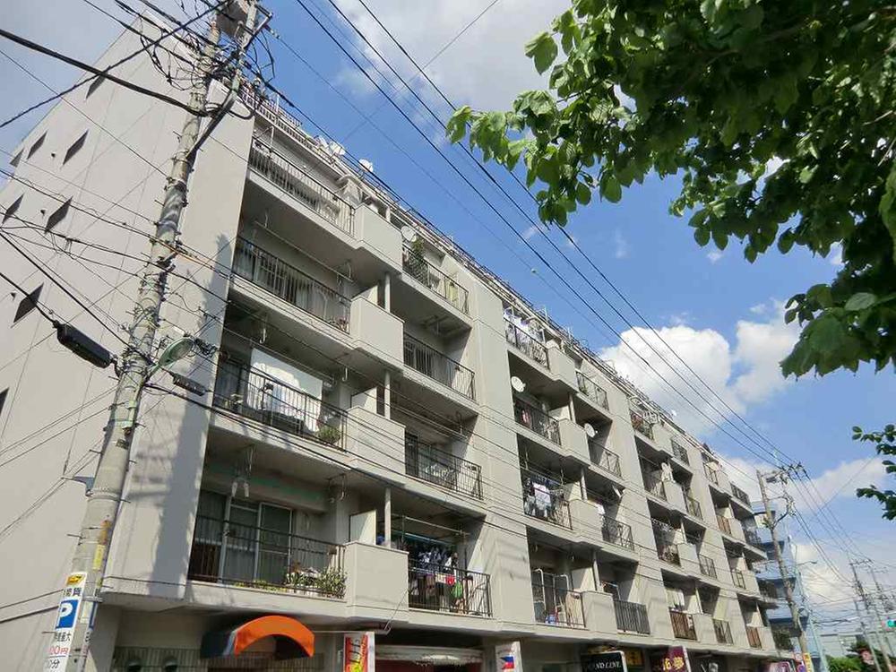 Local appearance photo