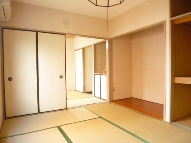 Living and room