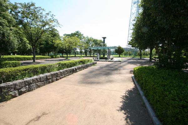 park. 855m Xinxiang Nishinuma park to the park