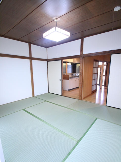 Living and room