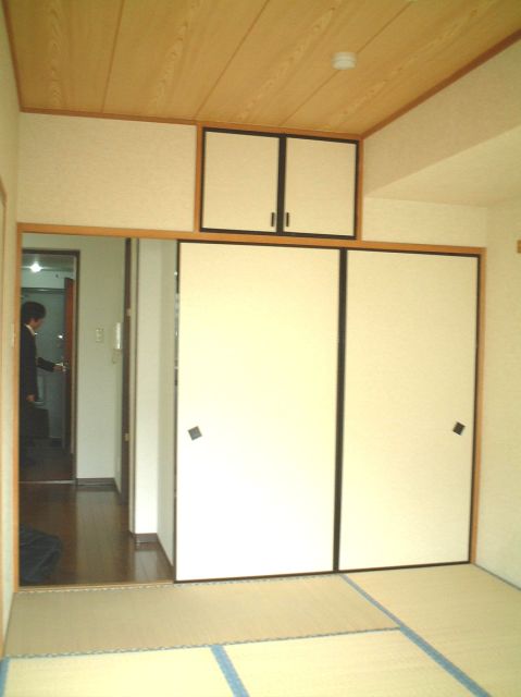 Living and room