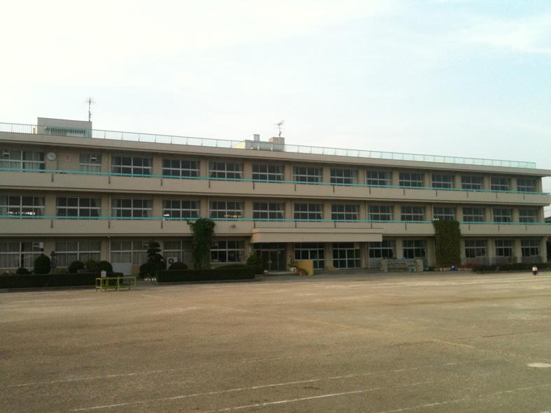 Primary school. Kisai to elementary school 1030m  Elementary school, which is also carried out, such as class of electronic blackboard as a model school of the Ministry of Education
