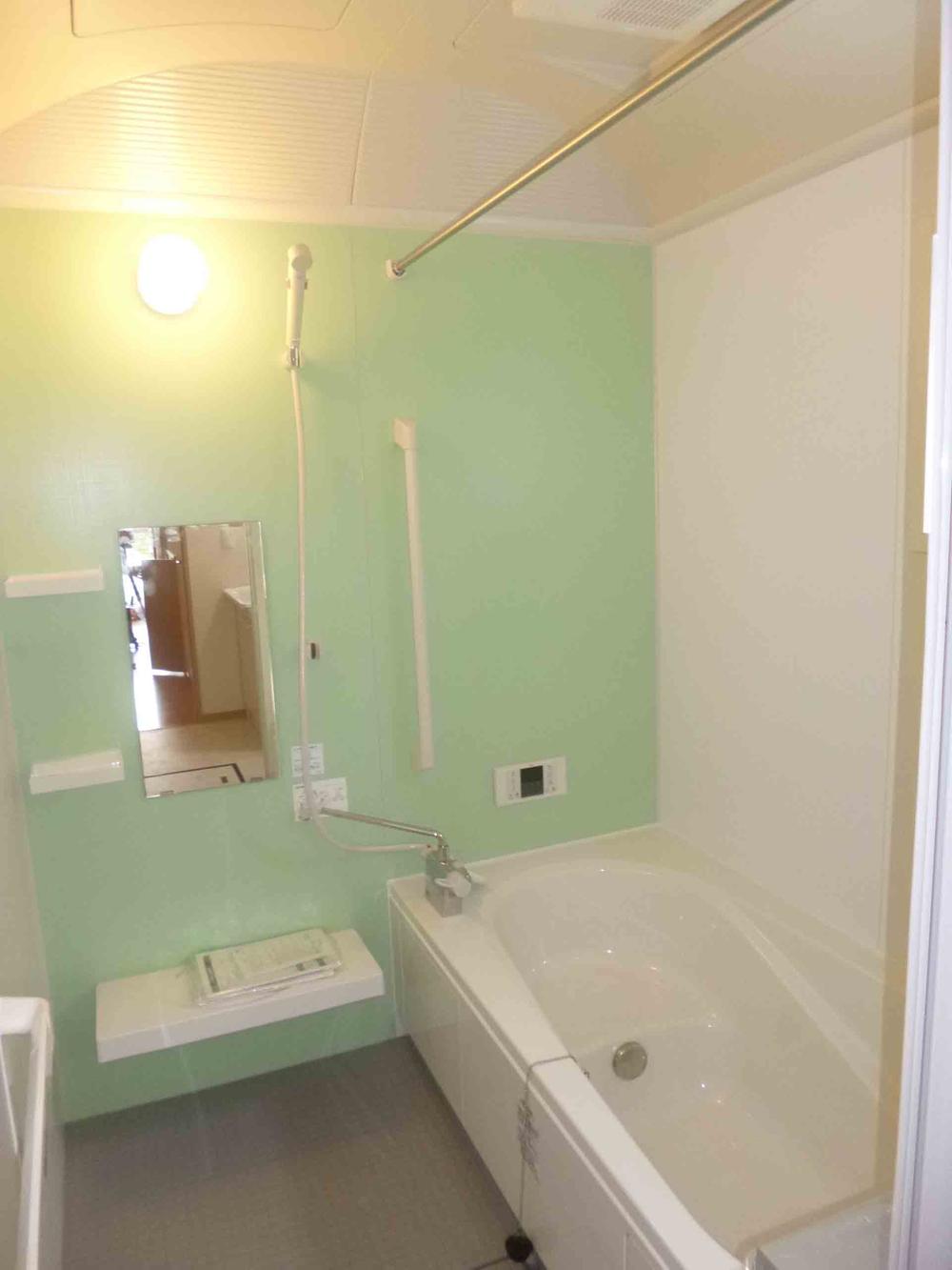 Same specifications photo (kitchen). Example of construction. With bathroom dryer