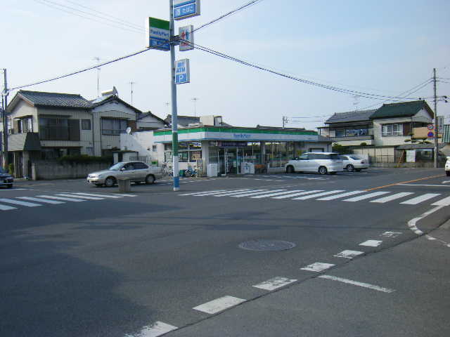 Convenience store. FamilyMart Kadoya Kisai shop until the (convenience store) 208m