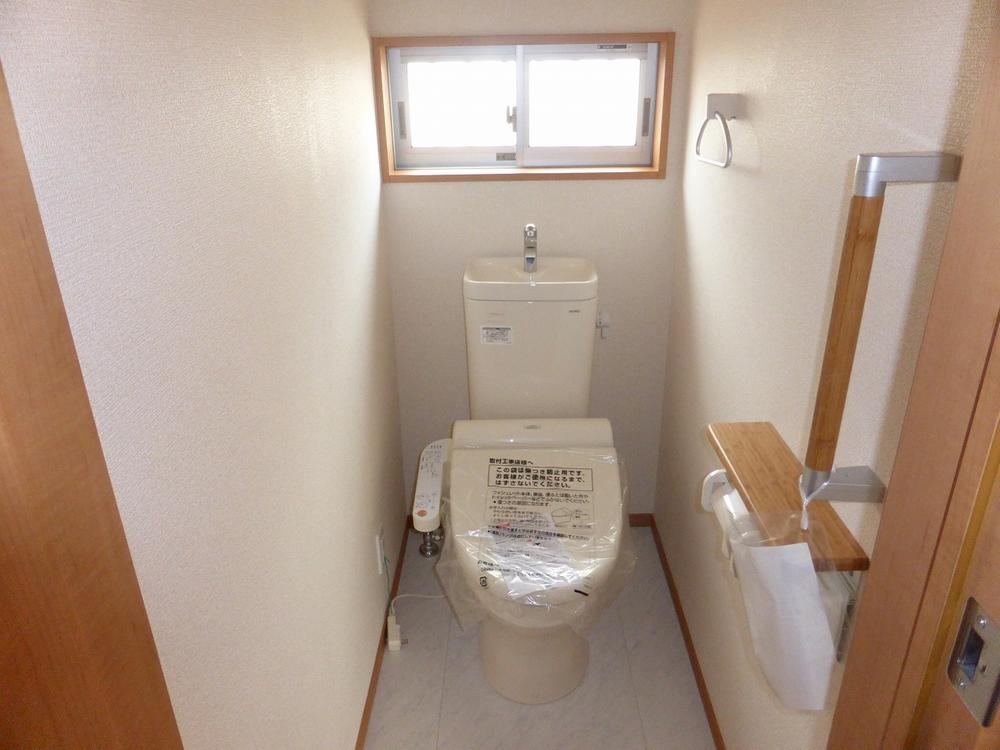 Toilet. 2013.9.2 shooting. 1F2F with Washlet