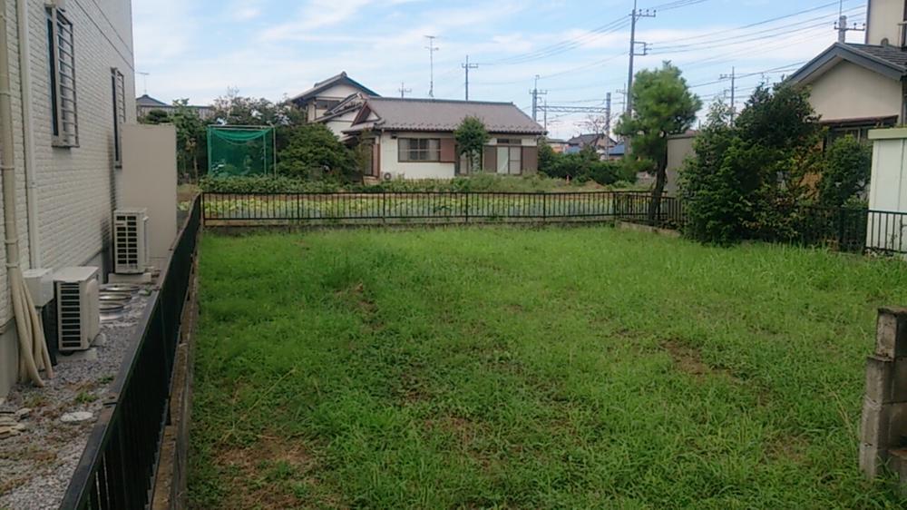 Local land photo. Within the residential land