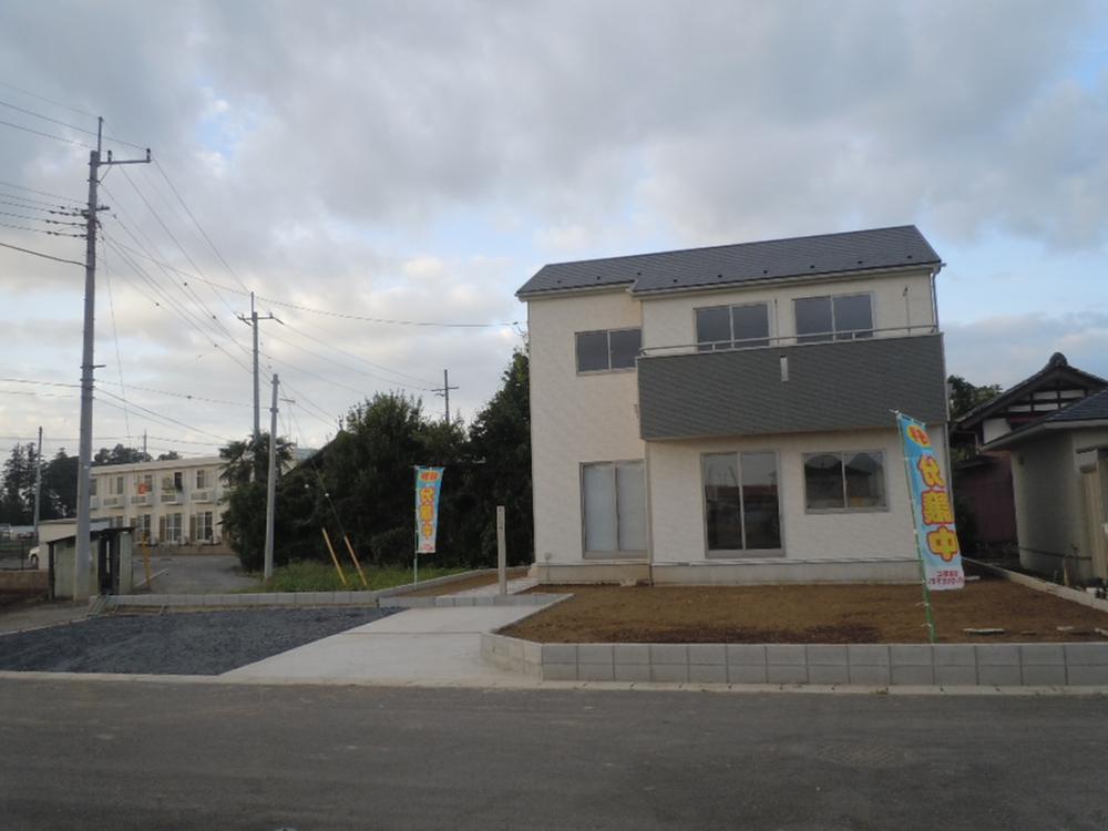 Same specifications photos (appearance). ( Building) same specification