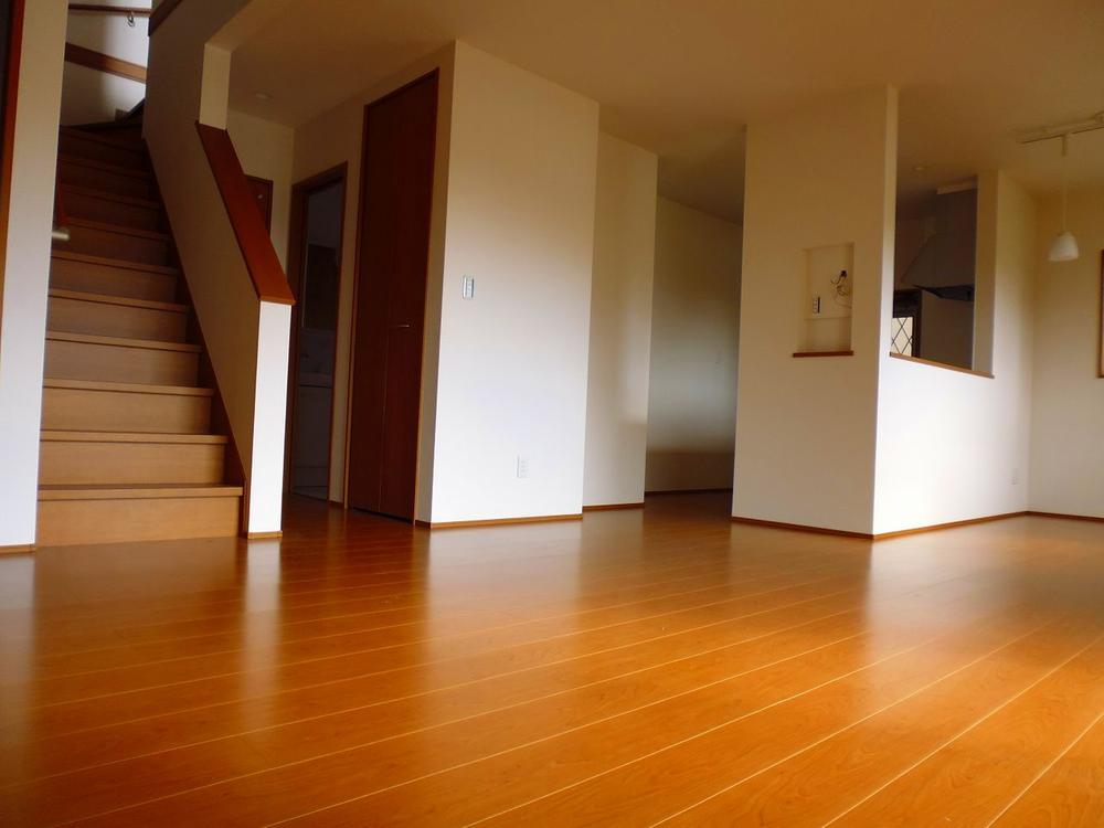 Living. 5 Building LDK