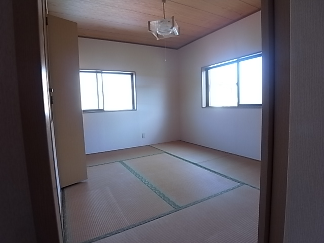 Other room space. 1 room want Japanese-style room