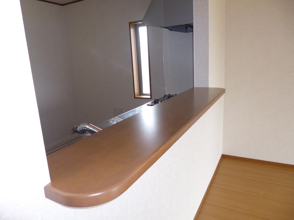Same specifications photo (kitchen). Example of construction. Convenient counter
