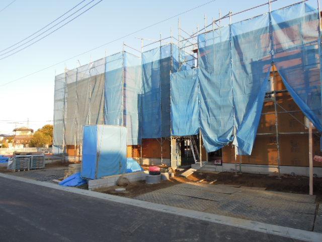 Local photos, including front road. It has decided the building completion of framework! ! Local (12 May 2013) Shooting
