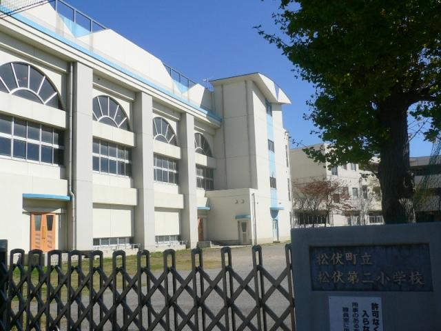 Primary school. Matsubushi 1100m to the second elementary school