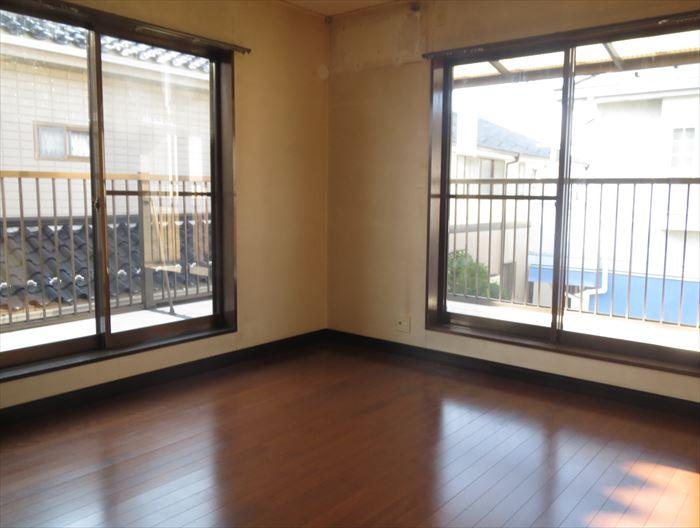 Non-living room. Second floor of the Western-style will be out from two directions to the veranda!