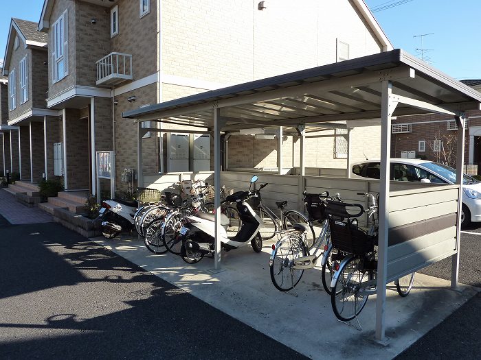 Other. 0m to bicycle parking lot (Other)