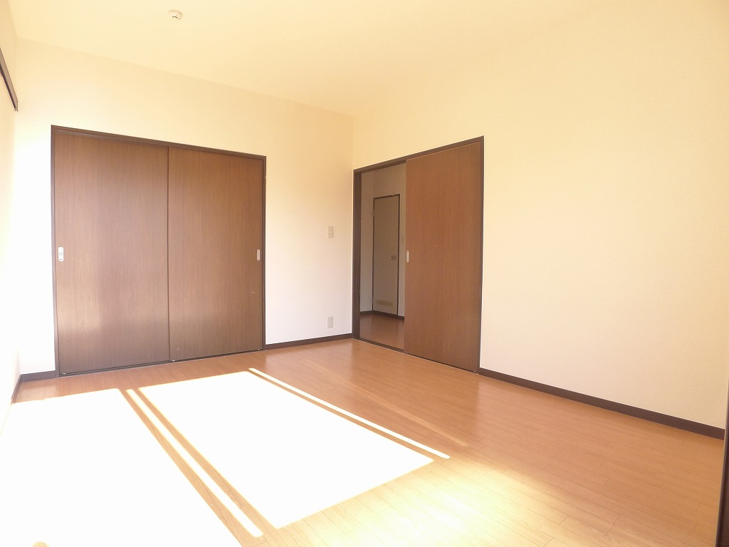 Other room space. It is sunny Western-style located on the south side ☆ ((1))