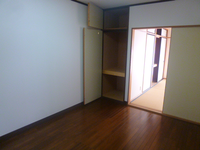 Other room space.  ■  ■ This room is also housed in the Yes! It is with all rooms housed ■  ■
