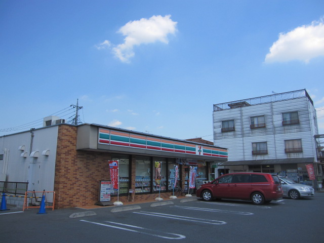 Convenience store. Seven-Eleven Kitamoto Nakamaru store up (convenience store) 339m