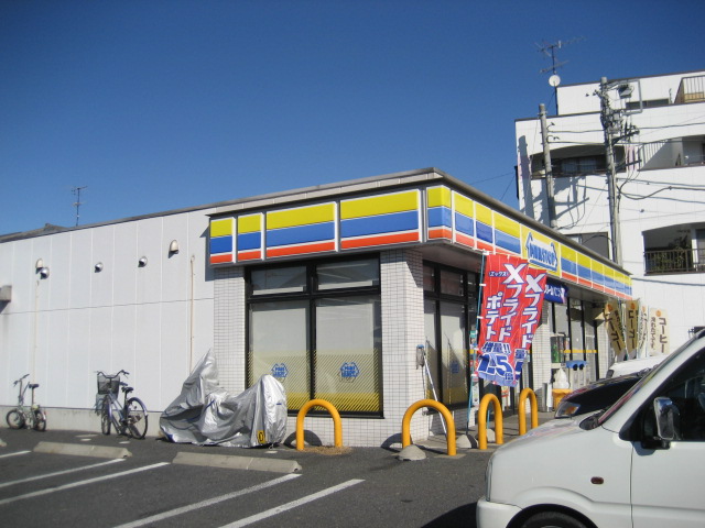 Convenience store. MINISTOP Kitamoto Nishitakao store up (convenience store) 827m