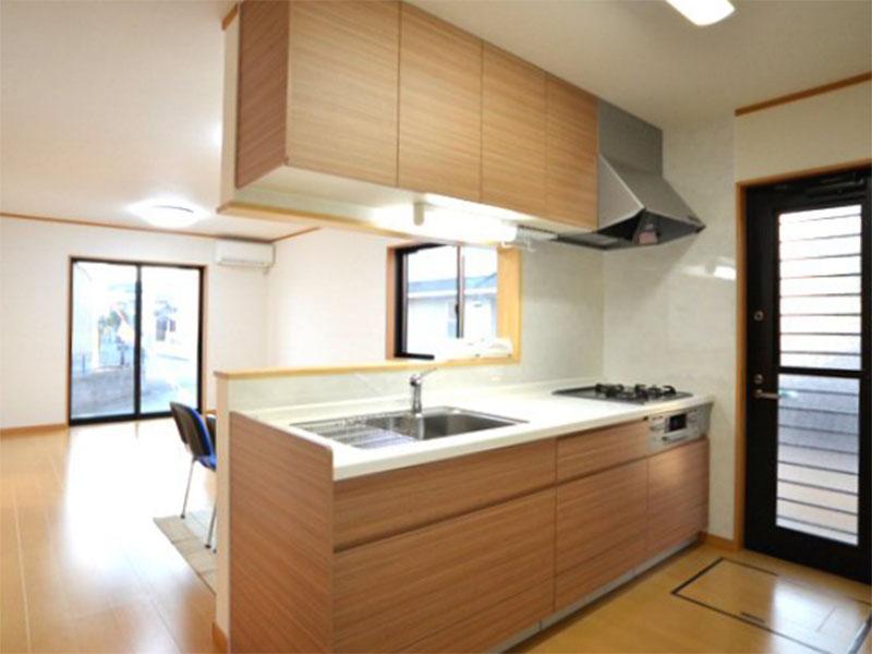 Same specifications photo (kitchen). (C Building) same specification system Kitchen