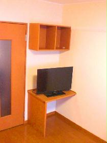 Living and room. Also equipped with digital terrestrial flat-screen TV!
