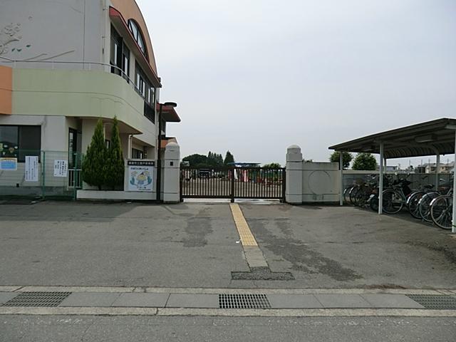 kindergarten ・ Nursery. 1361m until Kounosu Municipal Noborito nursery