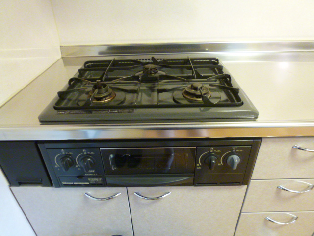 Other Equipment. ■ ■ System kitchen with grill! ■ ■
