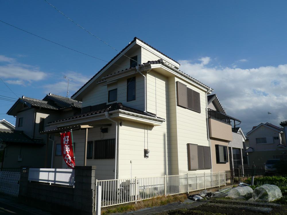 Local photos, including front road. Attic with storage ☆ Remodeling & amp; amp; clean and cleaning settled ☆ Your whole family is very happy at the firm 4LDK ☆ Popular Hikawa-cho Living environment is good and peace of mind.  ☆ Balcony spacious, Washing thing is also very comfortable.