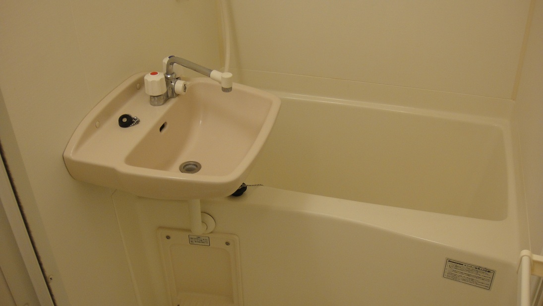 Bath. Bathroom with shower. It is with a bathroom ventilation dryer.