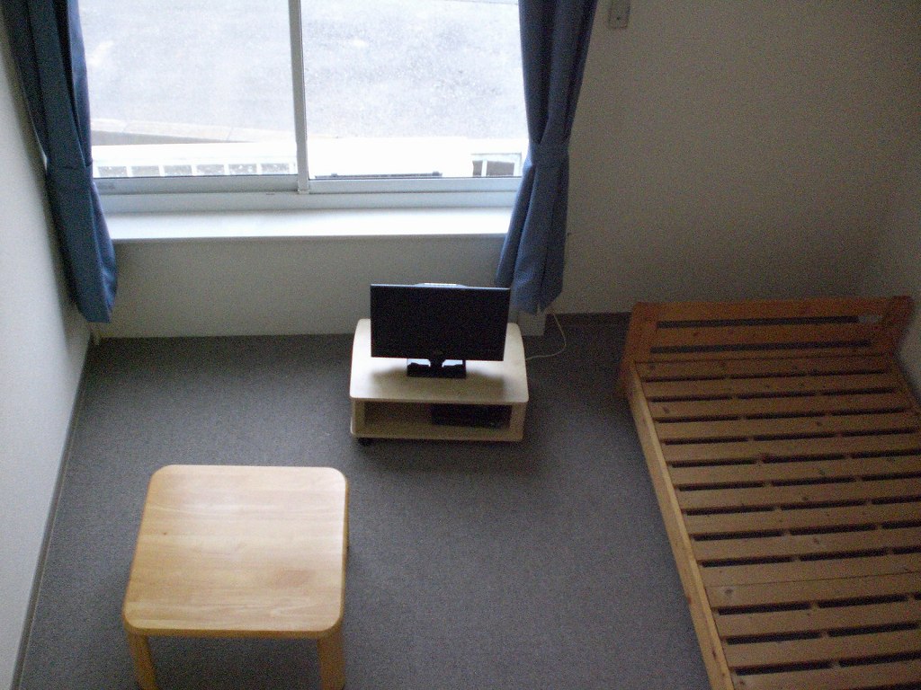 Living and room. Room viewed from the loft