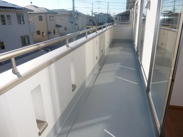 Balcony. It is also a dry easy laundry Because it is widely design the 1 Building width. 