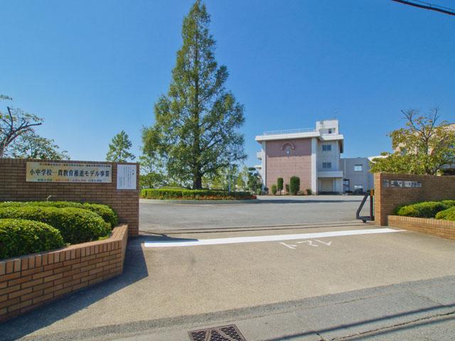 Junior high school. 1100m to Konosu Tachikawa village junior high school