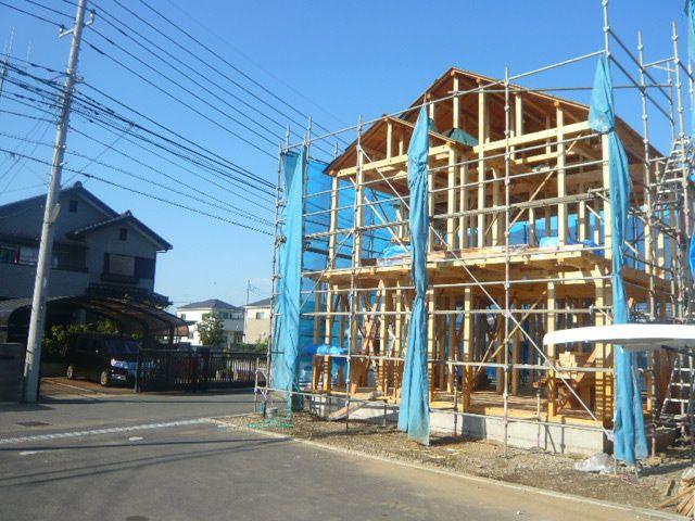 Local appearance photo. 9 / 20 1 Building