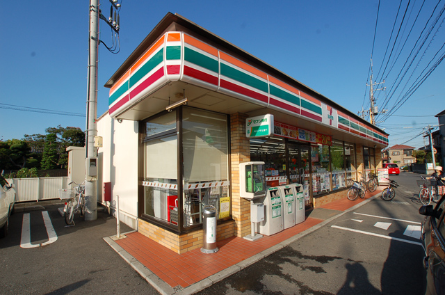 Convenience store. Seven-Eleven Koshigaya Gamoatago the town store (convenience store) to 795m