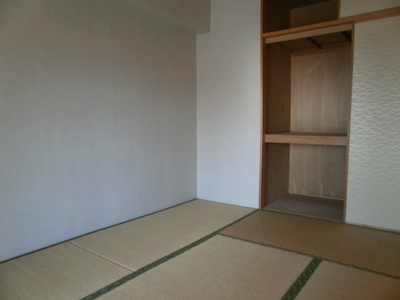 Receipt.  ☆ Japanese-style room 6 quires ☆