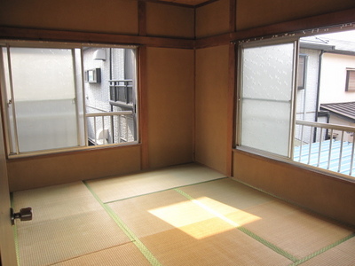 Living and room. I am happy on the second floor Japanese-style room 6 quires futon faction!