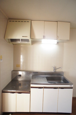 Kitchen.  ☆ kitchen ☆ Gas stove can be installed