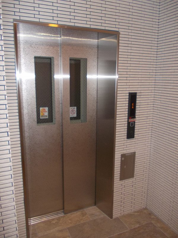 Other. 0m to Elevator (Other)