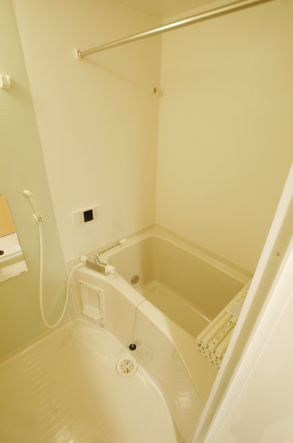Bath. Guests can enjoy a relaxing time every day in the stylish add fueled bus ☆ 