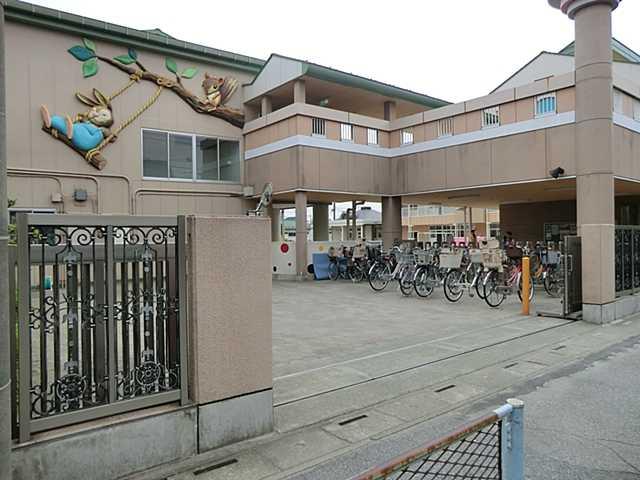 kindergarten ・ Nursery. Dolabrata to kindergarten 829m