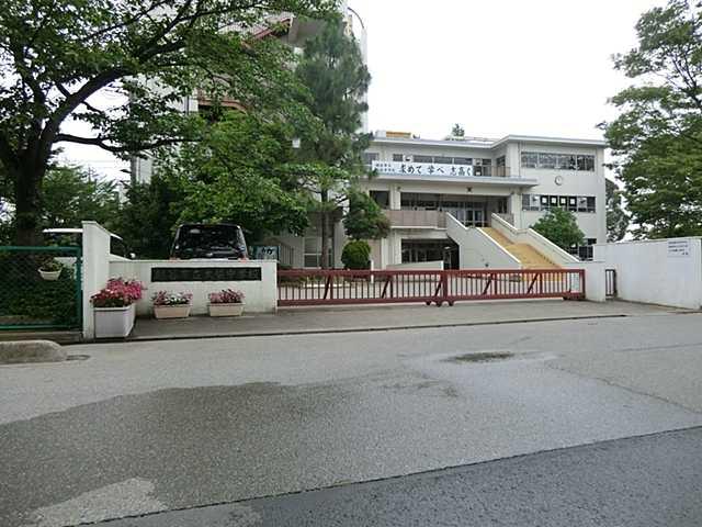 Junior high school. Koshigaya Municipal large bag until junior high school 1550m