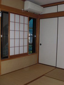 Living and room. Japanese-style room (6 quires)