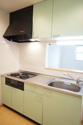 Kitchen. Storage cabinet is plenty of system Kitchen